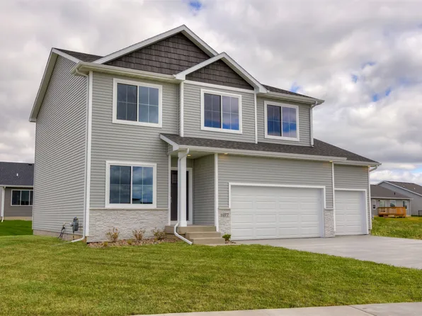 1077 NW Yorktown Dr, Waukee, IA 50263
