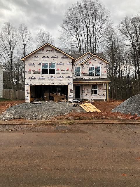 1st image of 122 Rossview Pl