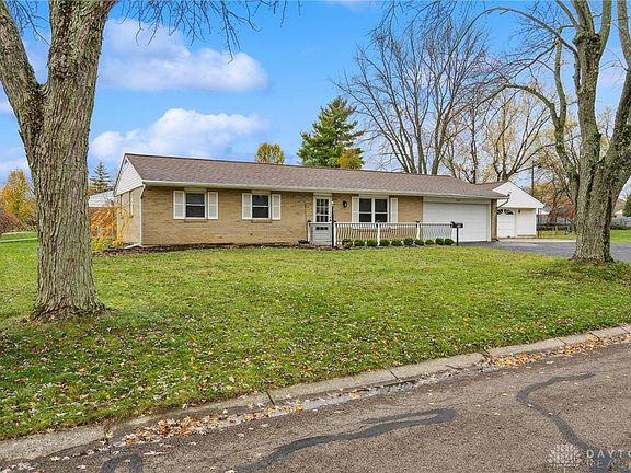 2nd image of 7693 Whitehall Dr