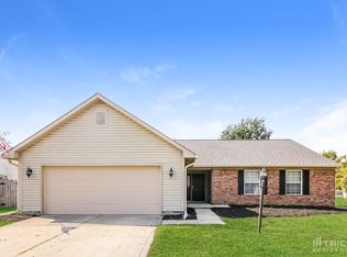 12758 Sovereign Ln, Fishers, IN 46038