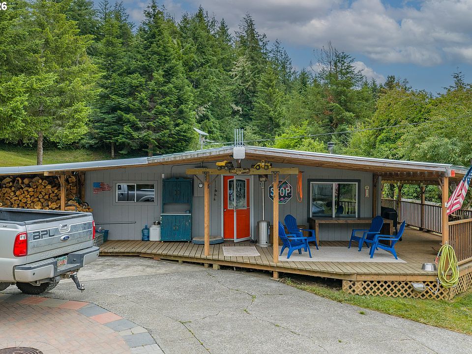1st image of 95240 Brewster Ln