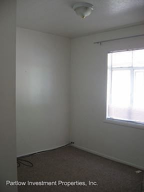 4th image of 2181 S Lake St APT 2