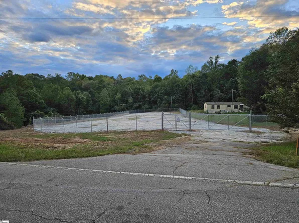 189 Seneca Creek Rd, Seneca, SC 29678
