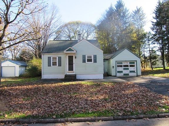 2nd image of 39 Winegard St