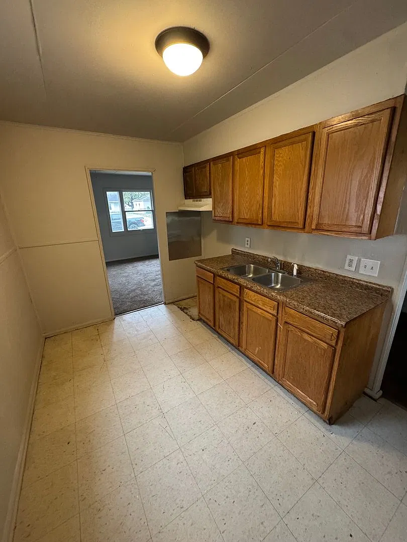 4730 Reed St. — Photo 3