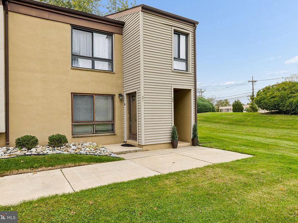 1st image of 21 Ashley Ct