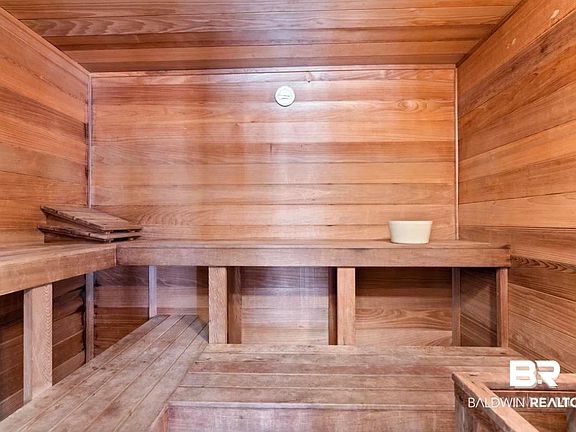 4th image of 501 Cotton Creek Dr Unit 105