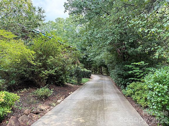 3rd image of 66 Ashlyn Ln