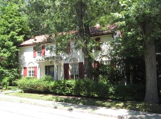 85 Arleigh Rd, Great Neck, NY 11021