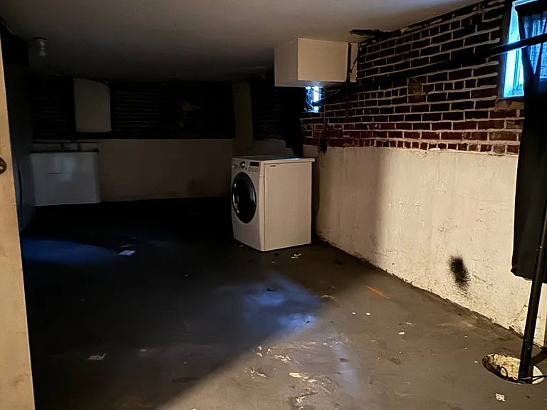 309 East Ave — Photo 26