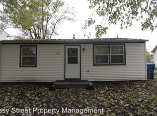 4307 10th St, East Moline, IL 61244