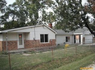 1035 E Costello St, Mount Morris, MI 48458