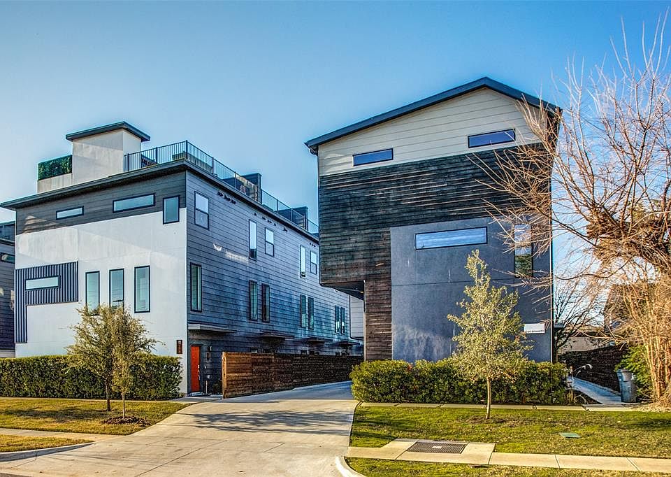 1st image of 1725 Bennett Ave #106