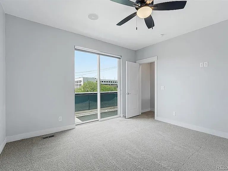 3181 Lawrence St — Photo 31
