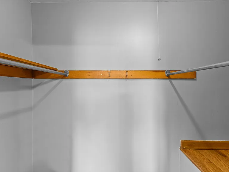 723 Village Dr — Photo 19