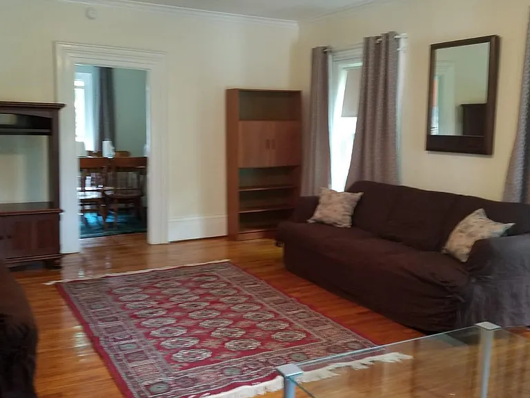 26 Bay St — Photo 8