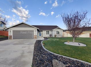 603 Hilltop Vw, West Richland, WA