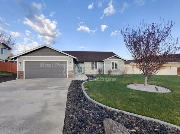 603 Hilltop Vw, West Richland, WA 99353