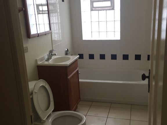 5th image of 6551 N Ravenswood Ave #1