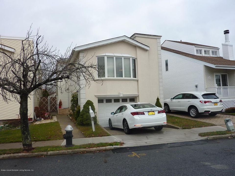 1st image of 43 Manchester Dr
