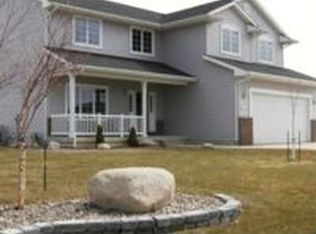 1770 Falcon Rdg, Waterloo, IA 50701