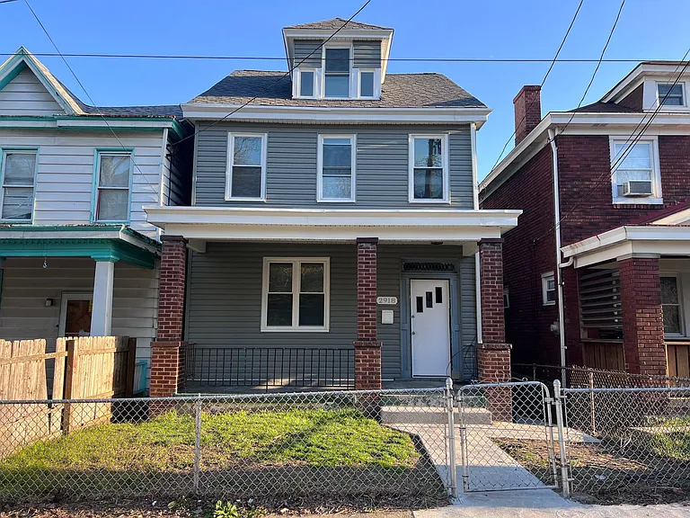 2918 Devlin St — Photo 1