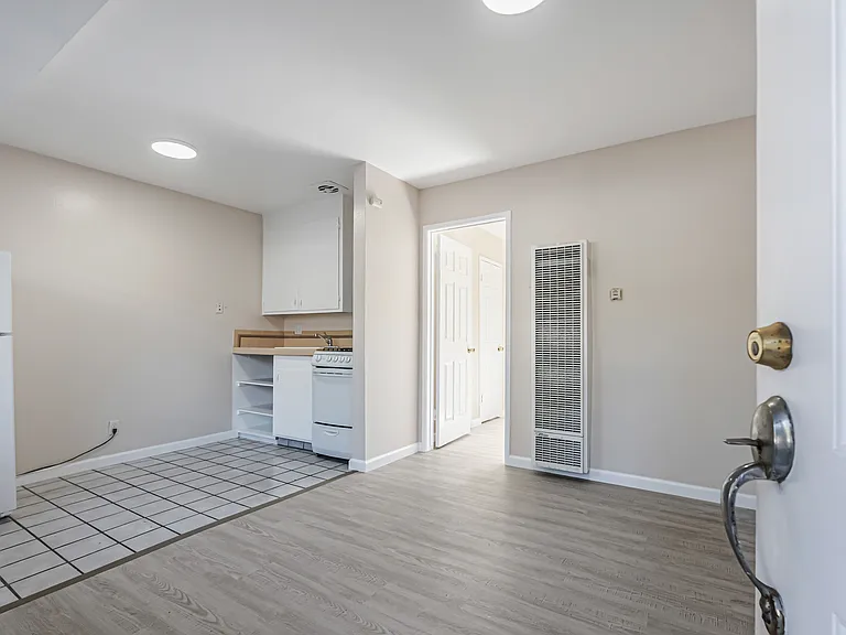 1180 Saranap Ave #1 — Photo 5