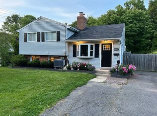 13211 Aldrin St, Woodbridge, VA 22191