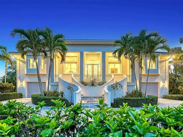 244 Cedar Park Cir, Sarasota, FL 34242