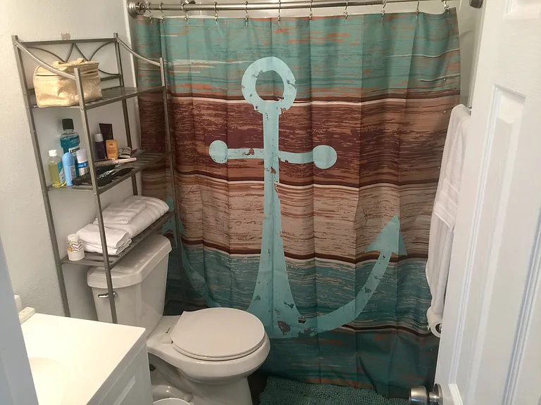 444 Norwich Ln #201 — Photo 6