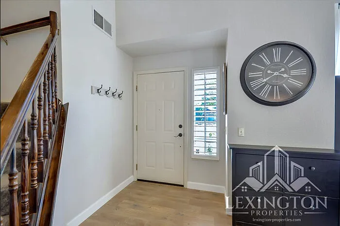 5941 Laguna Park Dr — Photo 19