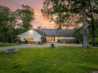 35 Magnolia Ln, Normandy, TN 37360