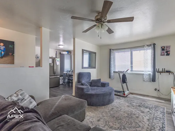 428 Thayer Cir, Evanston, WY 82930