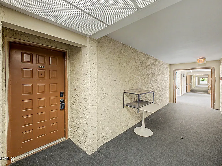 540 N May St #3113 — Photo 17
