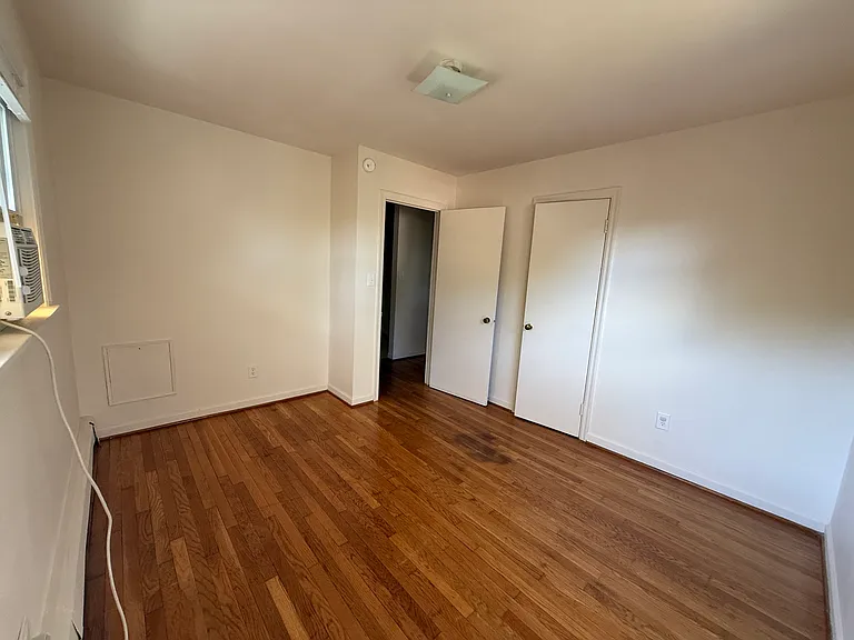 315 Richfield Ave #1 — Photo 4