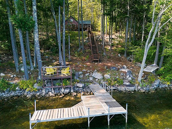 2nd image of 256 W Shore Road