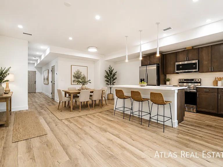 2742 W 2nd Ave — Photo 3