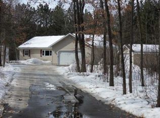 6052 Roy Ln, Rhinelander, WI 54501