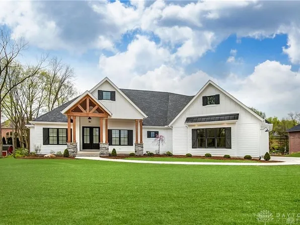 350 Windmere Dr, Troy, OH 45373