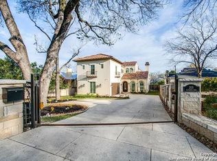 205 Elizabeth Rd, Terrell Hills, TX 78209