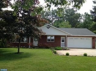 1042 Kutztown Rd, Myerstown, PA 17067