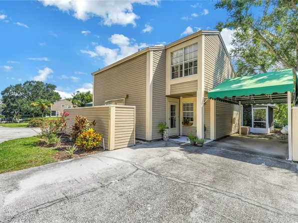 6905 Lake Place Ct, Tampa, FL 33634