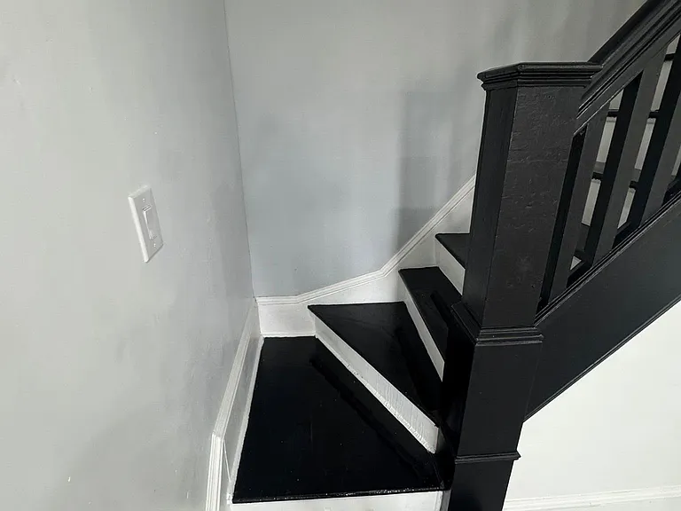 834 Ridge St — Photo 2