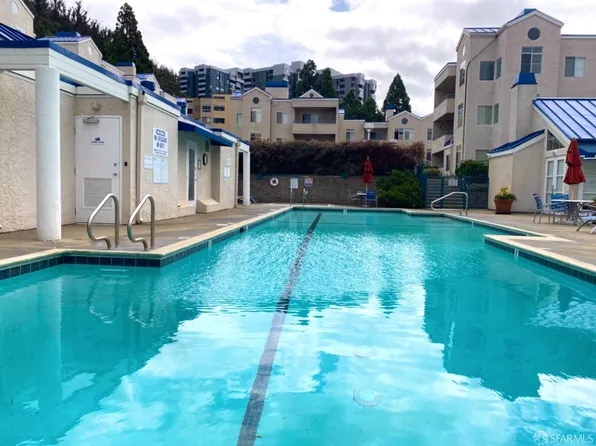 535 Pierce St APT 1111, Albany, CA 94706