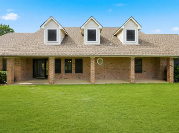 451 Blue Mound Rd E, Haslet, TX 76052