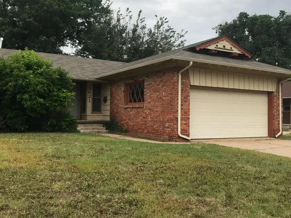 9821 Village Dr, Oklahoma City, OK 73120
