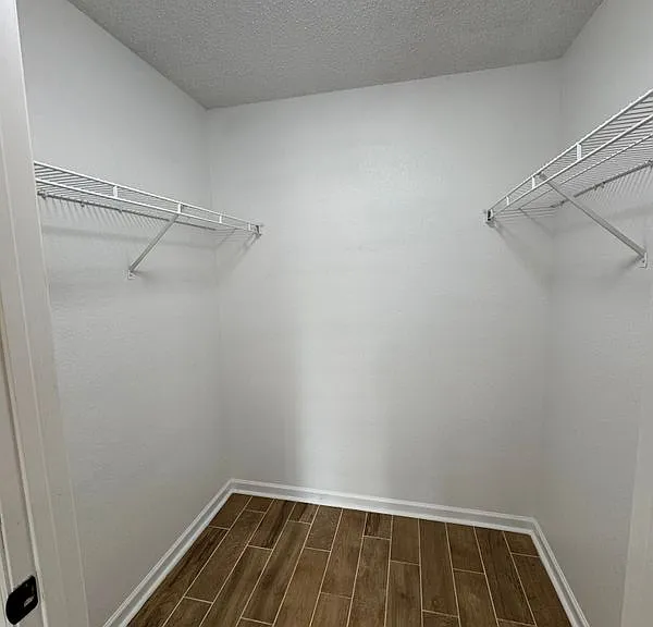 500 Castle Ridge Dr — Photo 16