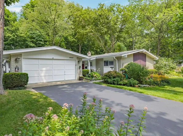 11027 Timberline Dr, Shelby Township, MI 48316