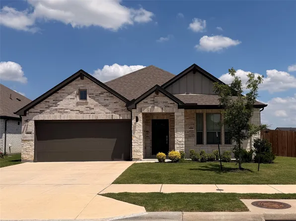 10600 Potawatomi Ln, Fort Worth, TX 76179