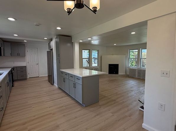 88 Cold Spring Rd